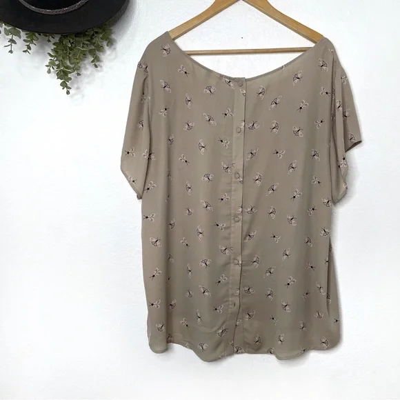 Torrid tan butterfly / moth top - Picture 4 of 4